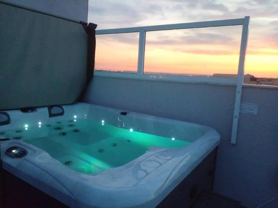 Marsaskala Sea View Duplex Penthouse - Mive Properties Eksteriør bilde